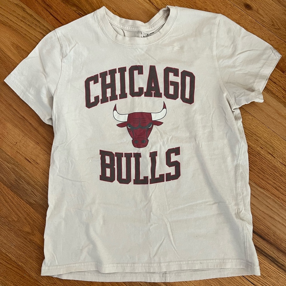 Abercrombie & Fitch relaxed tee- Chicago Bulls